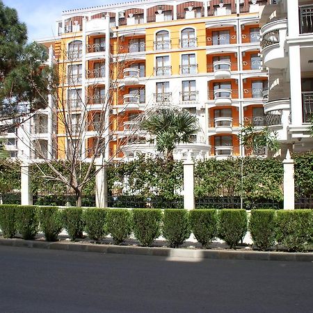 Lvv Palace Apartment Sunny Beach Ngoại thất bức ảnh