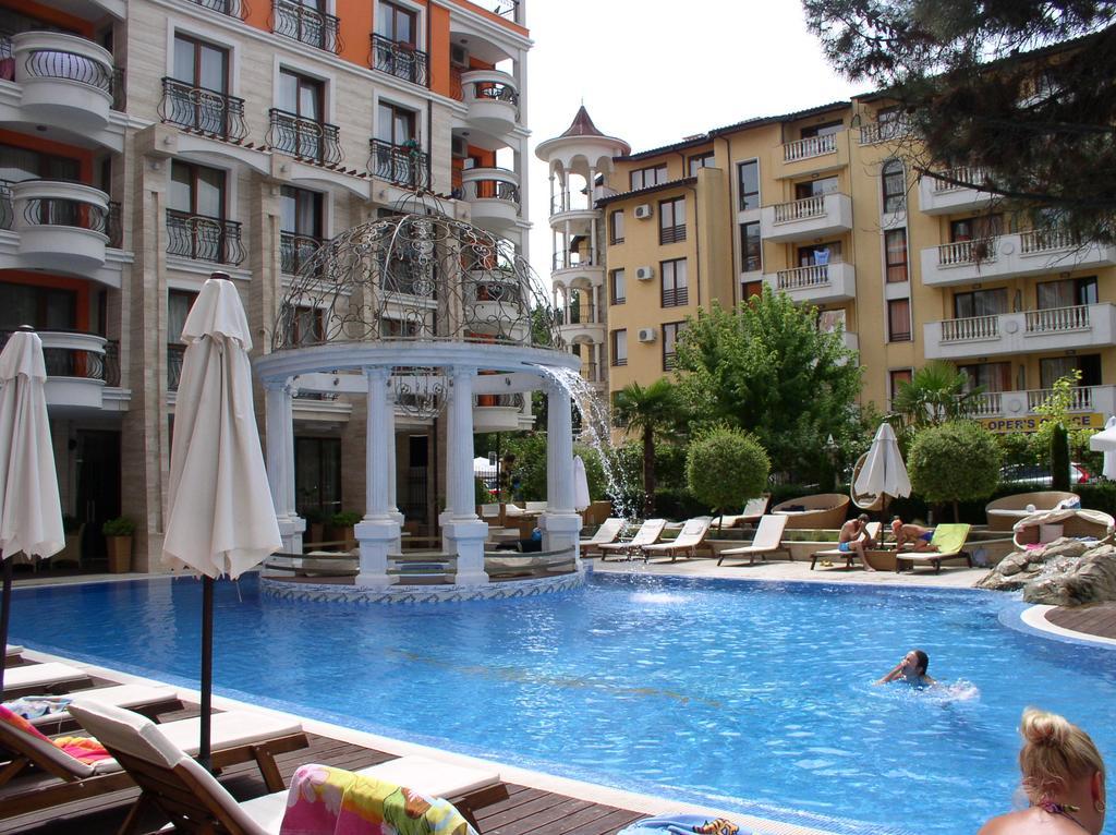 Lvv Palace Apartment Sunny Beach Ngoại thất bức ảnh
